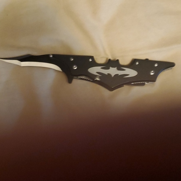 Batman Knife - Picture 5 of 6